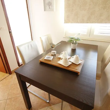 Oasis Apartment