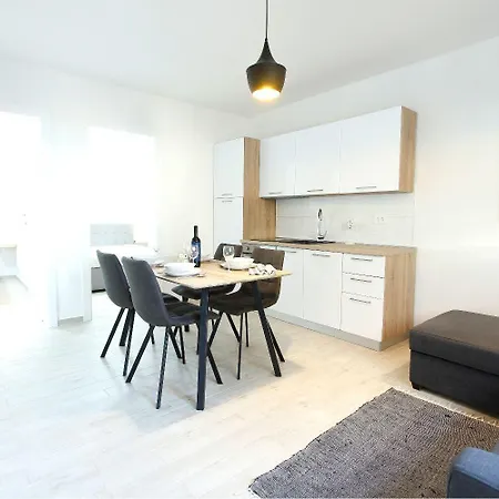 Apartment Oasis